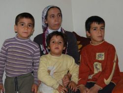 6 Çocuğu İle 6 Aydır Tek Odalı Evde Yaşam Mücadelesi Veriyor