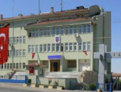 Kırşehir Jandarma Komutanlığı'nın Fotoğrafını Çeken Şüpheli Araç Aranıyor