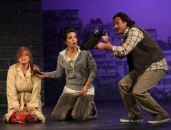 Kadına Yönelik Şiddet Tiyatro Sahnesinde