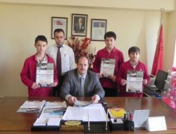 Öğrencilerin Çıkardığı Gazete Velilerden Tam Not Aldı