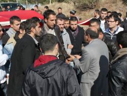 Polatlı’da Üniversite Öğrencileri Terör Saldırısını Kınadı