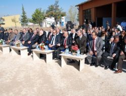 Hayırsever İşadamı Ezine'de Okul Yaptırıyor