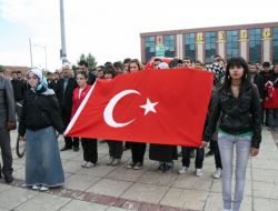 Erzincan'da Teröre Lanet Yürüyüşü