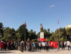 Adana’da Lise Öğrencileri Terörü Lanetledi