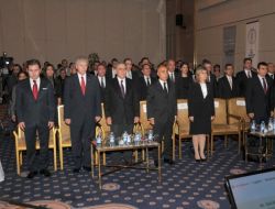 İzmir'de Bin Hektarlık Alan Yatırımcı Bekliyor