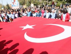 Nevşehir’de Mitinge Binlerce Kişi Katıldı