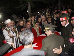 Samsun Şehidini Tekbir Ve Dualarla Uğurladı