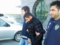 Polis Zehir Tacirlerini Yakaladı