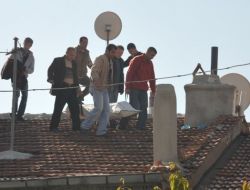 Çatıyı Süpürmek İçin Çıktı Bir Daha İnemedi