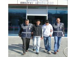 Cami Ve İşyerlerinden Hırsızlık Yapan İki Zanlı Tutuklandı