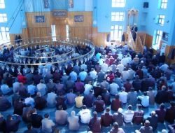 Cuma Hutbesinde Şehitlik Anlatıldı