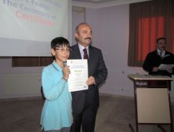 Esol Dil Sınavı’nda Başarılı Olan Öğrencilere Sertifikaları Verildi