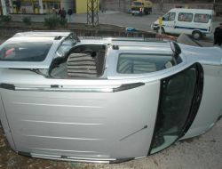 İçerisinde Aynı Aileden 6 Kişinin Bulunduğu Minibüs Takla Attı