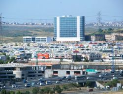 Bağcılar'da Elektrik Telleri Yer Altına Alınıyor