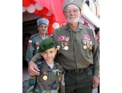 Gaziler, Polise Ve Mehmetçiğe Yapılan Saldırıları Nefretle Kınadı