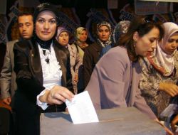 Ak Parti Fethiye Kadın Kolları Başkanı Ferzan Çakal Oldu