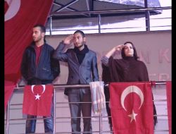 Atatürk ve Şehitler Anıtı’nda Nöbet