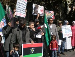 Kaddafi'nin Öldürülmesine Protesto