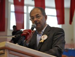 Akdağ'dan Bdp’ye: Terör Örgütünün Arkasında Siyaset Yapmaktan Vazgeçin