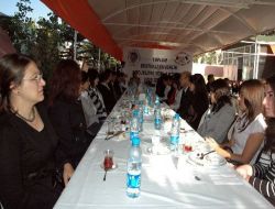 Kırşehir Polisi, Üniversite Öğrencileri İle Kahvaltıda Buluştu