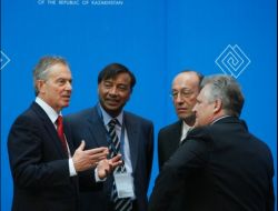 Blair, Kazakistan'ın Ekonomi Danışmanı Oldu
