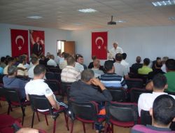 Mahkumlara 'İslam Işığında Erdemli İnsan Olabilme' Semineri Verildi