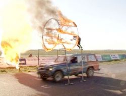 Rus Motorcular Guinness’e Giren Tehlikeli Hareketlerle Sezonu Kapattı