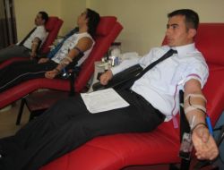 Ak Parti Erzurum Teşkilatı Vandaki Depremzedeler İçin Kan Bağışında Bulundu