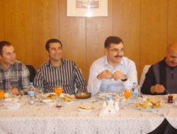 Batman'ın Yöneticileri Kahvaltıda Buluştu