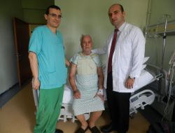 70 Yaşındaki Hastanın Kalbinden 8 Santimetre Kitle Çıktı