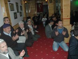 Sakarya’da Depremde Hayatını Kaybedenler İçin Dua