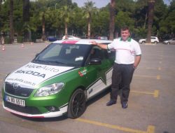 Skoda Fabia Rs Kullanan Burak Çukurova: Trafik Kurallarına Uyun