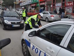 Yozgat Polisi Tek Yön Uygulaması Denetimlerini Sürdürüyor
