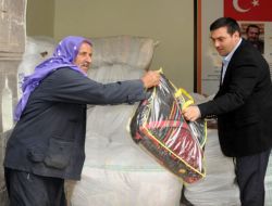 Siverekliler Yorganlarını Depremzedelerle Paylaştı
