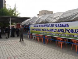 Depremzedeler Yararına Kermes Düzenlendi