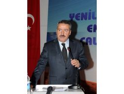 Vali Kıraç: Türkiye Alternatif Enerjiyle Dışa Bağımlılığın Önüne Geçebilir