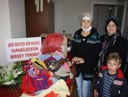 Kanser Hastası Çocuklar, Bayramlıklarını Depremzede Kardeşlerine Gönderdi