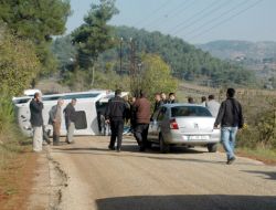 Hatay’da Polis Minibüsü Devrildi!