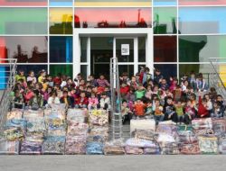 Konyalı Minik Yüreklerden Van’daki Akranlarına Battaniye Desteği