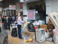 Birecik Ülkü Ocakları Üyeleri, Depremzeler İçin Yardım Kampanyası Başlattı