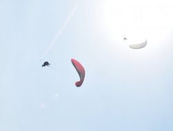 Bulgar Pilotların Gösterileri Nefes Kesiyor