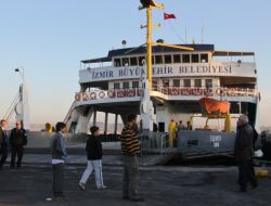 Arabalı Vapurda Yangın Paniği