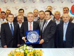 "Kamu Binaları Yüzde 50 Kırımla Alınıyor, Malzemeden Çalmadan İnşaat Yapılamaz"