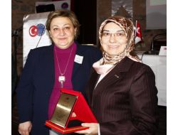 Girişimci Anneler Panelde Buluştu