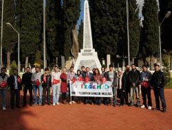 GENÇLER ŞEHİTLERLE BULUŞTU