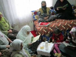 Evindeki Yatağını Yorganını Van’a Gönderdi