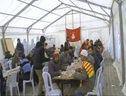 İstanbul Büyükşehir'nden Sıcak Yemek