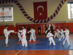 Diyarbakır Polisi, 580 Çocuğa Sporcu Kimliği Kazandırdı