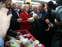 Göç Treni İle Münih Garı Tarihi Bir Gün Yaşadı