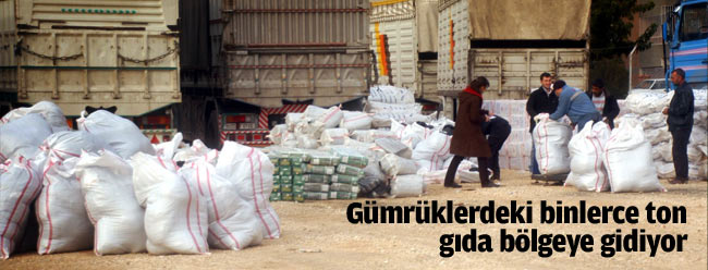 Gümrük deposunda eşyalar Van'a gidiyor..